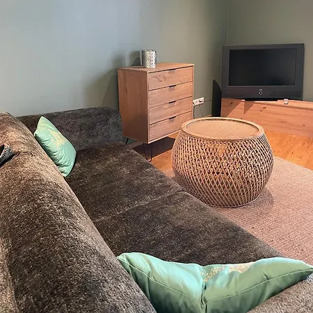 Hensel & Gretel Apartman *