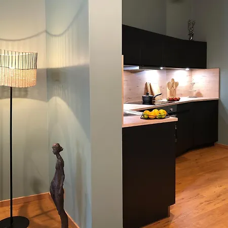 Hensel & Gretel Apartman *